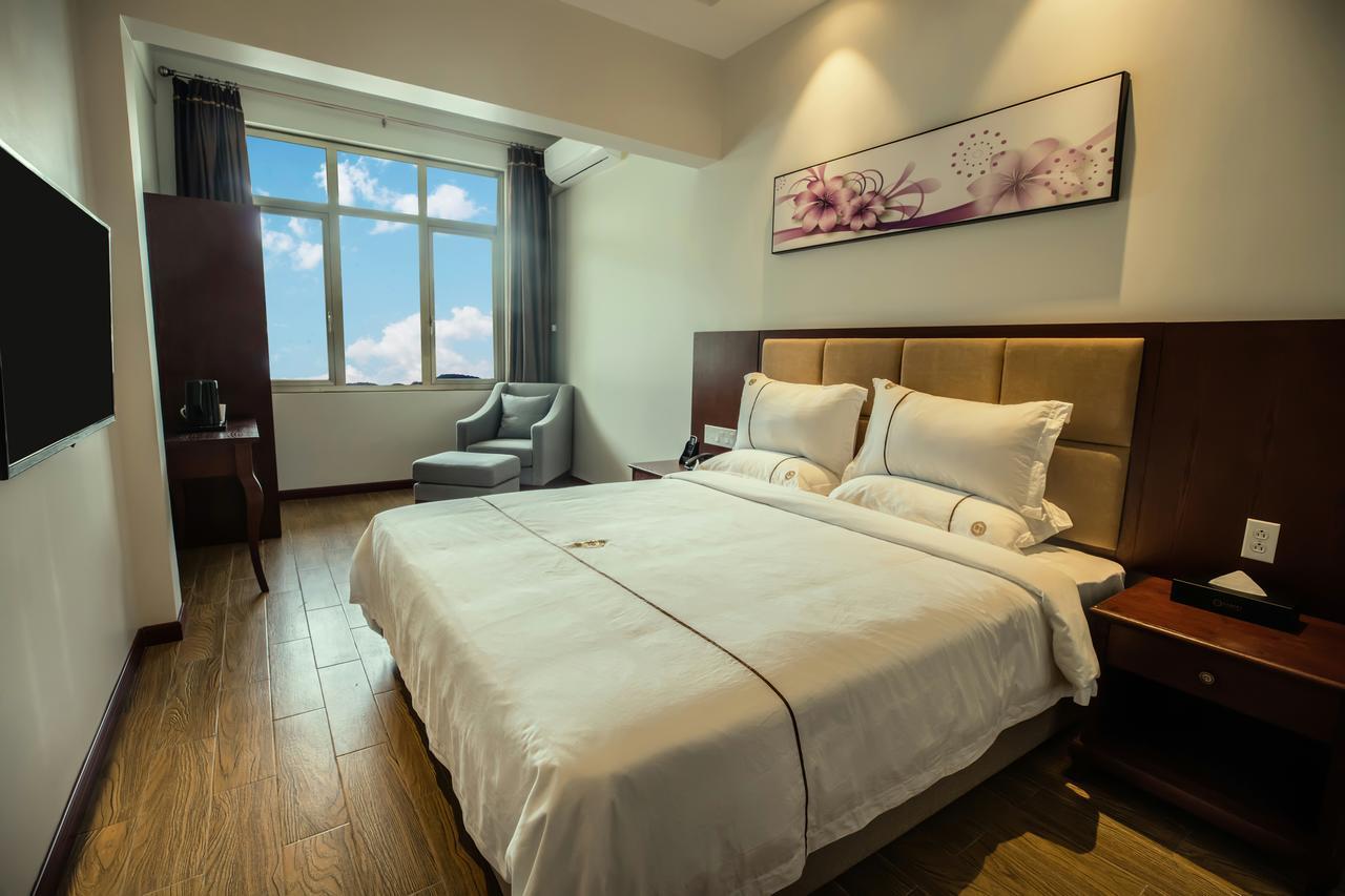 Tf Seaside Hotel Garapan Eksteriør bilde
